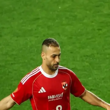 الأهلي يستغني عن بيكهام رغم تألقه أمام الزمالك في القمة (حصري)